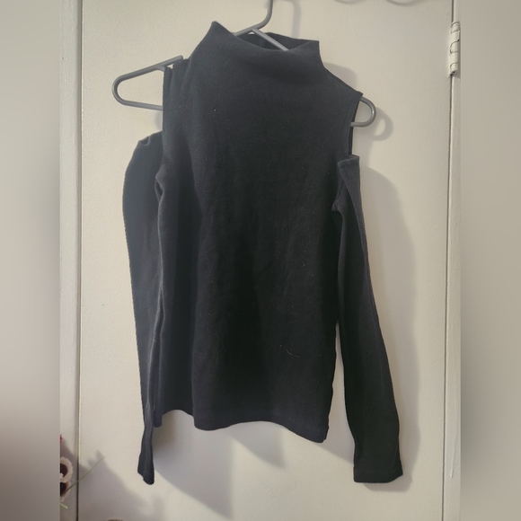 💜 2/15 - Picture 1 of 3